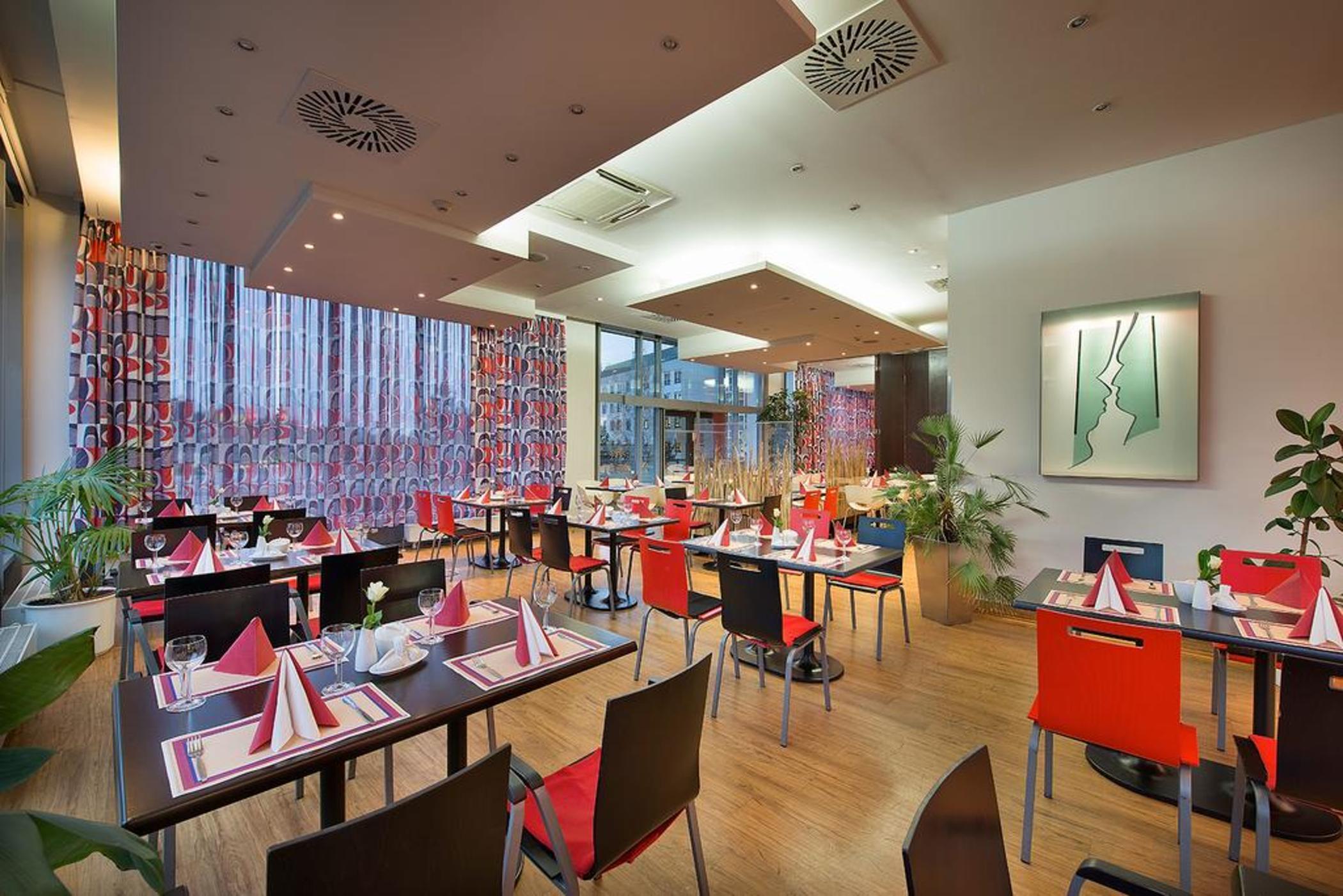 Rezidence Emmy Hotel Прага Екстериор снимка