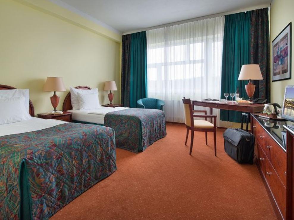 Rezidence Emmy Hotel Прага Екстериор снимка