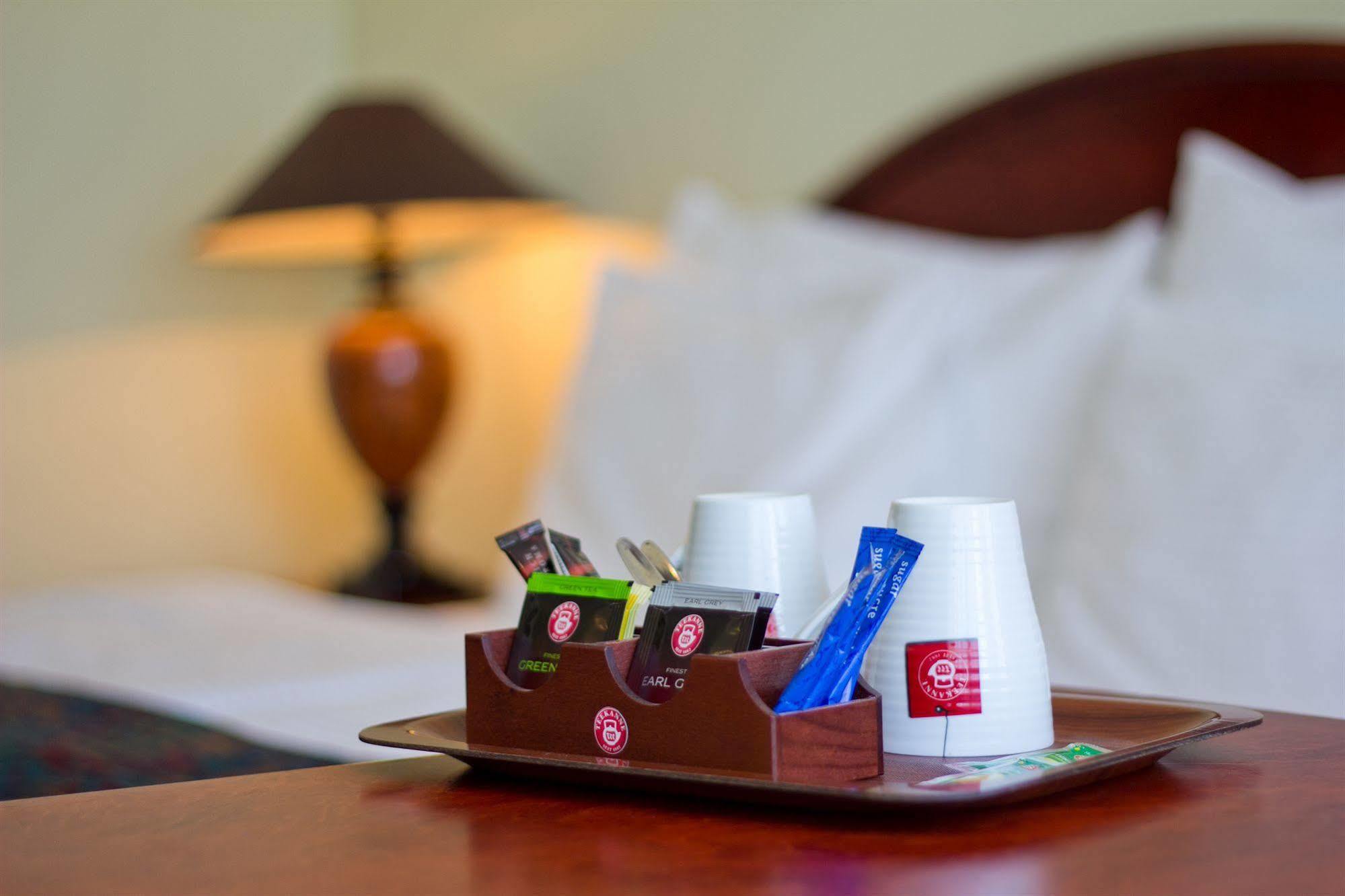 Rezidence Emmy Hotel Прага Екстериор снимка